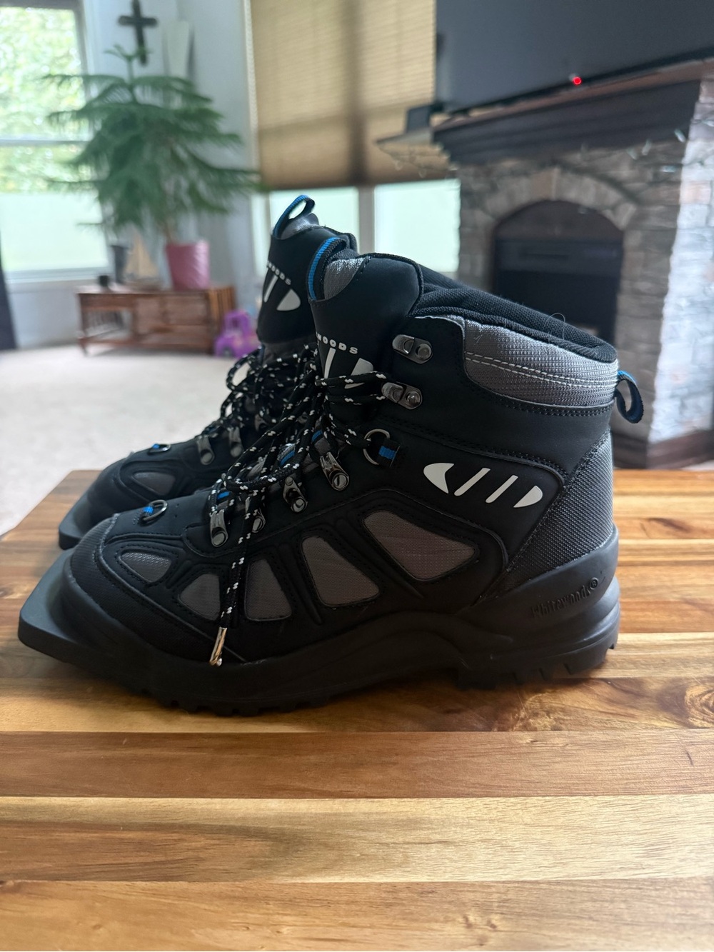 Whitewoods 301 75mm XC 3 Pin Cross Country Ski Boot Unisex 8M/10 W Black/Blue - Picture 4 of 8